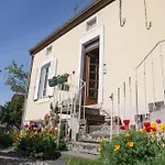 Apartment Bellerivois - 5 Min Des Rives Bellerive-sur-Allier